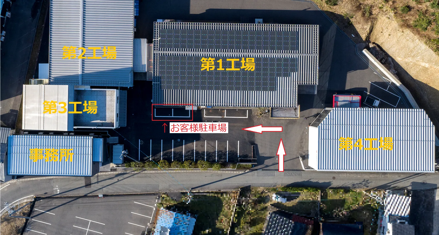 山本精機 駐車場